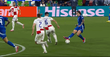 ：最後40秒倒下！歐洲盃悲情劇：38嵗魔笛狂喜到絕望，賽後哭了